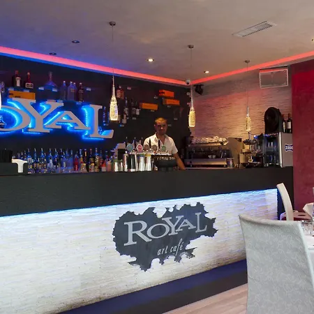 Royal House Гостевой дом