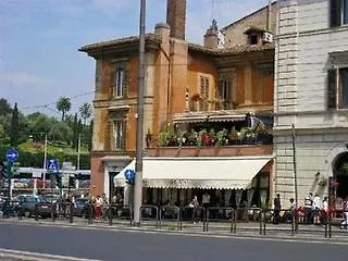 Royal House Pensión Roma